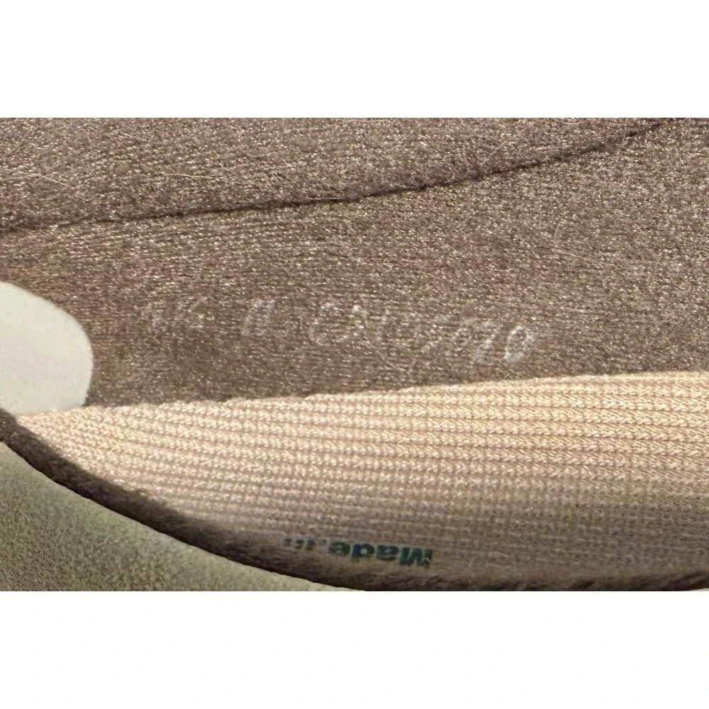 SAS Roamer Slip On Loafer tan beige SIZE 9.5 N sz 9-1/2  narrow - tripad comfort
